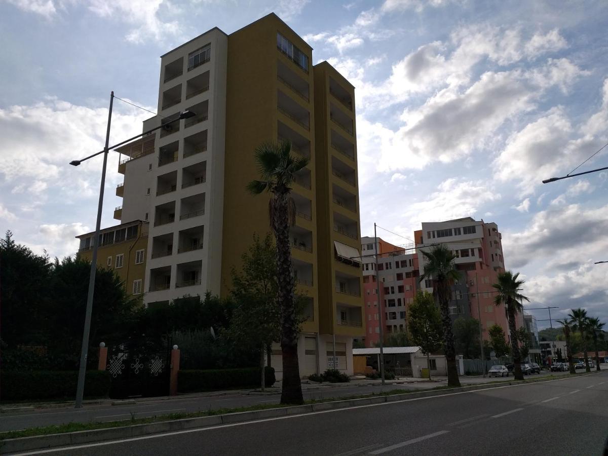 Bral * Durres